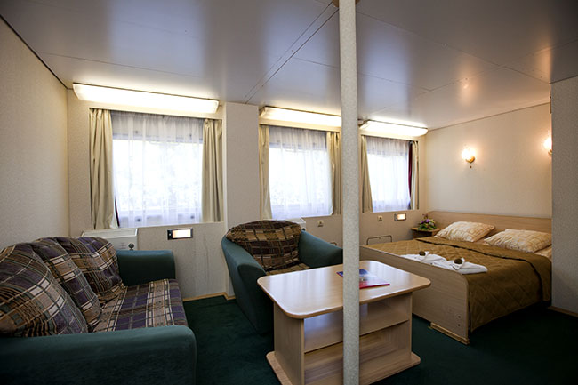 Vodohod MS Nikolay Chernyshevsky Accommodation Junior Suite A.jpg